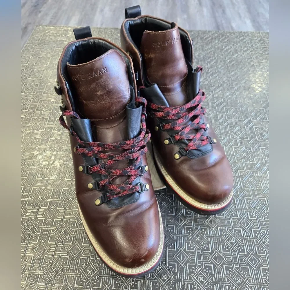 Cole Haan good contion